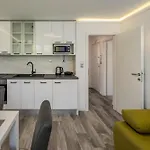 2 Bedroms Free Parking سبليت