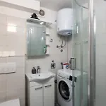 2 Bedroms Free Parking * سبليت