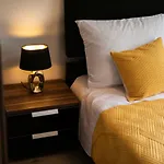 2 Bedroms Free Parking سبليت