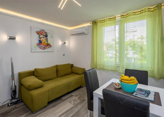 דירה 2 Bedroms Free Parking ספליט