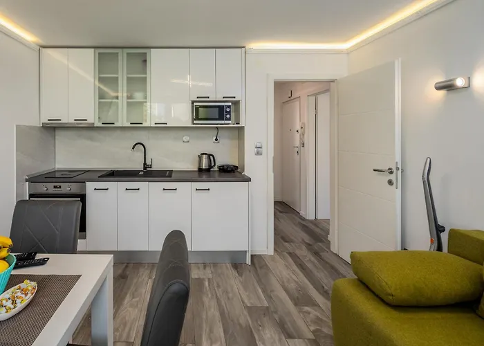 2 Bedroms Free Parking ספליט