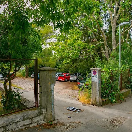 2 Bedroms Free Parking Lejlighed *