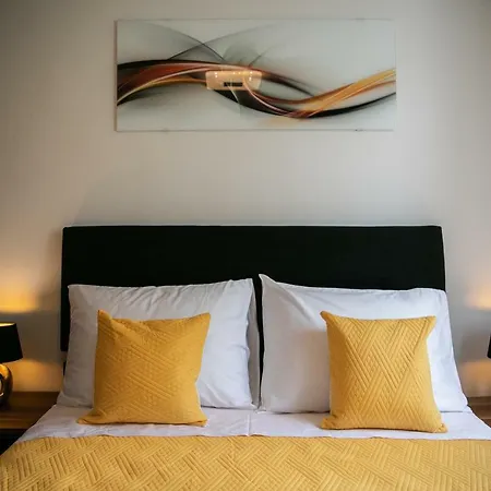 Lägenhet 2 Bedroms Free Parking